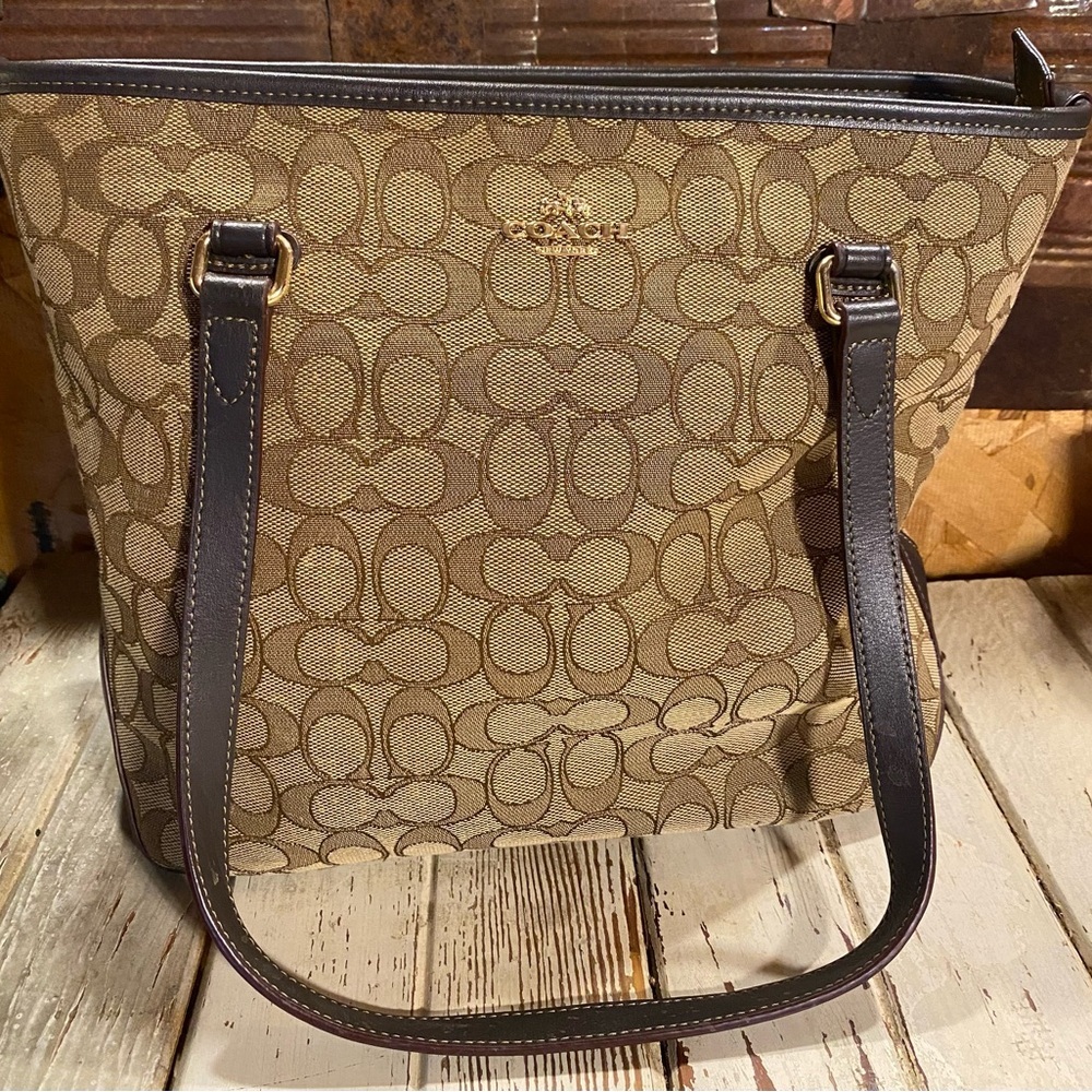 Coach Signature Bag